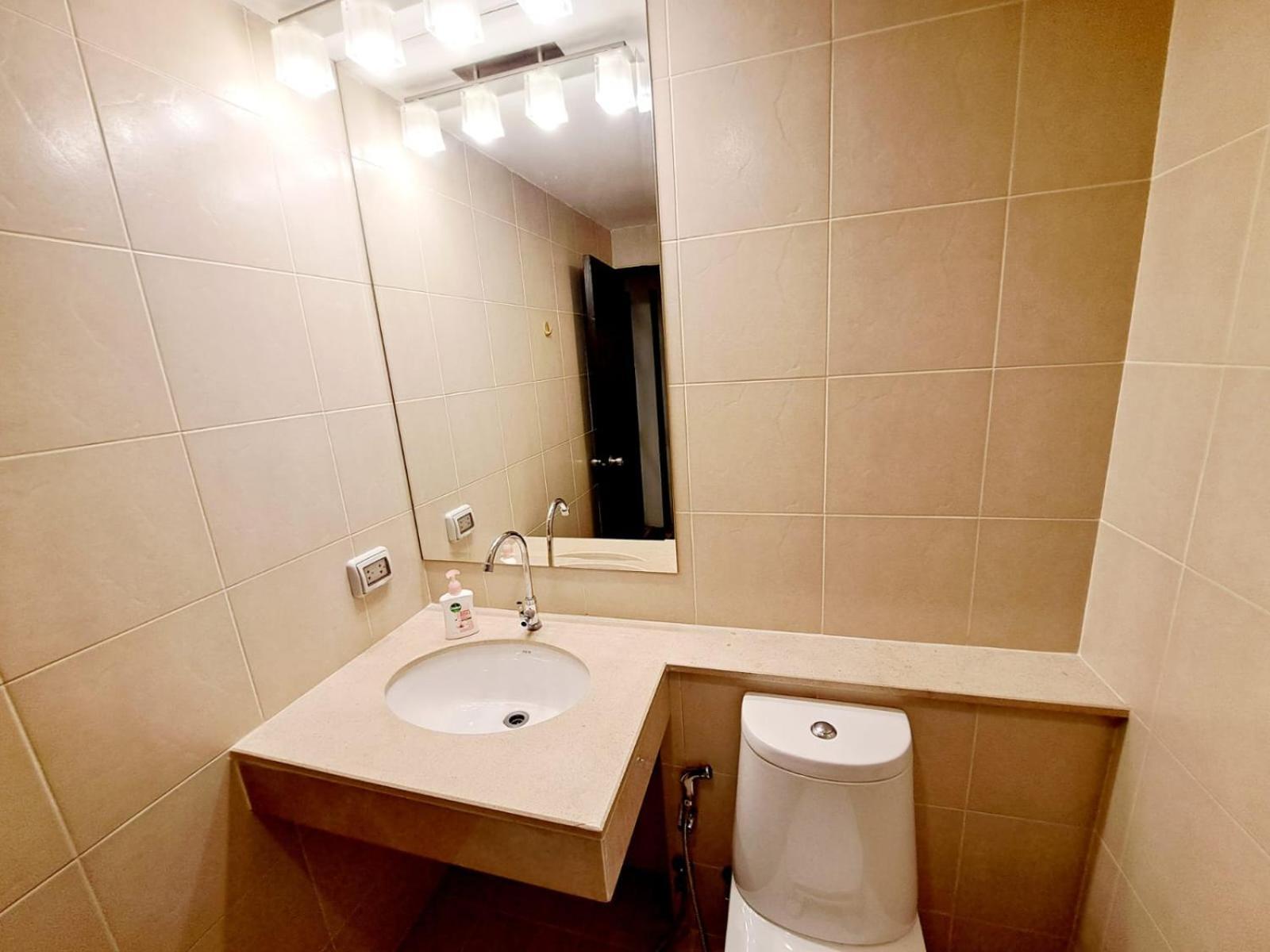 Downtown 2bedrooms3bth Near Asoke Btsmrt No1 度假居 *