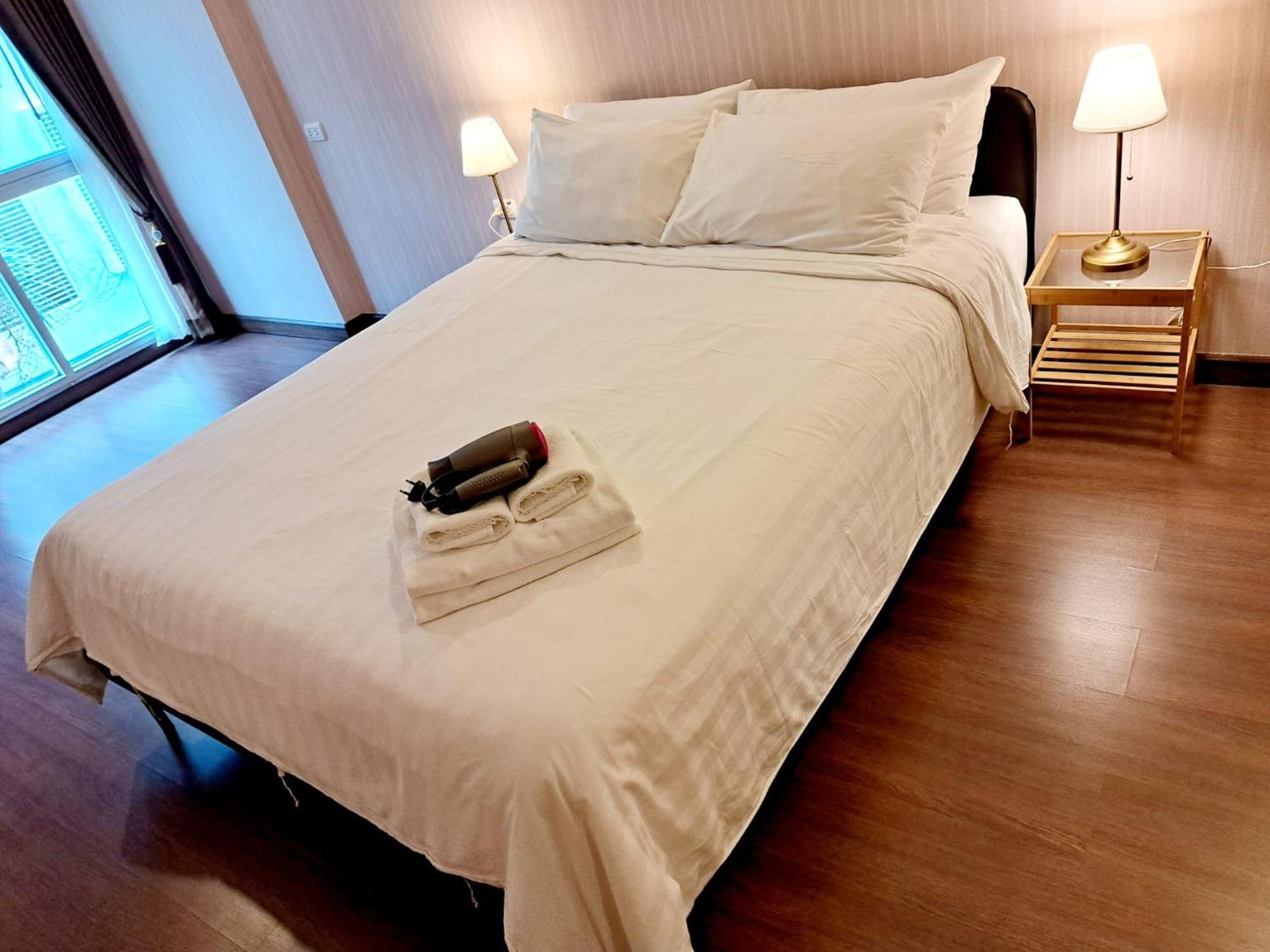 Downtown 2bedrooms3bth Near Asoke Btsmrt No1 Ferienhaus